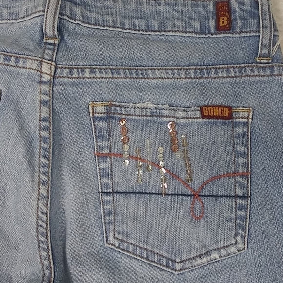 Bongo Vintage Blue Light Wash Five Pocket  Mid Rise Button Zip Boot Cut Jean - Picture 11 of 13